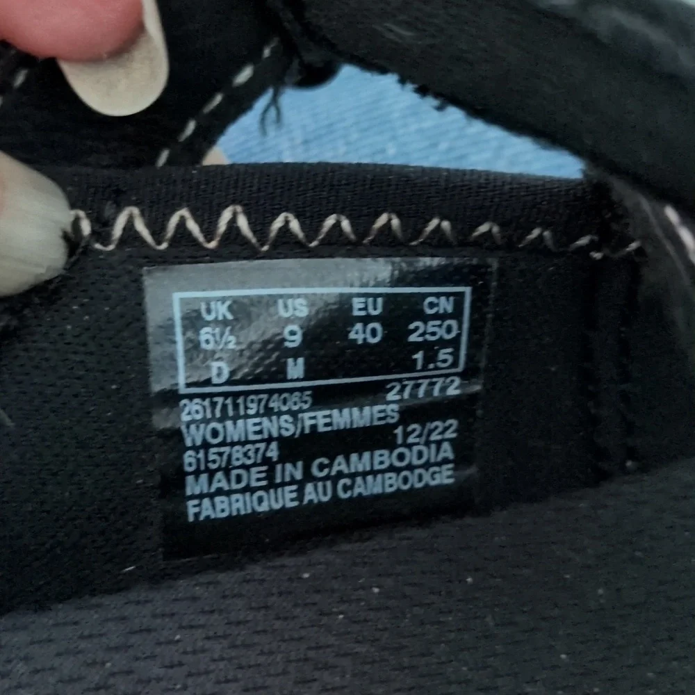 Clarks Black Flats with Rounded Toe and Comfortable Slip-On Design​ - Picture 6 of 7